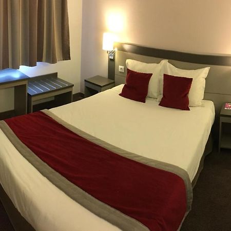 Hotel Akena Aeroport Charles De Gaulle - Saint Witz מראה חיצוני תמונה